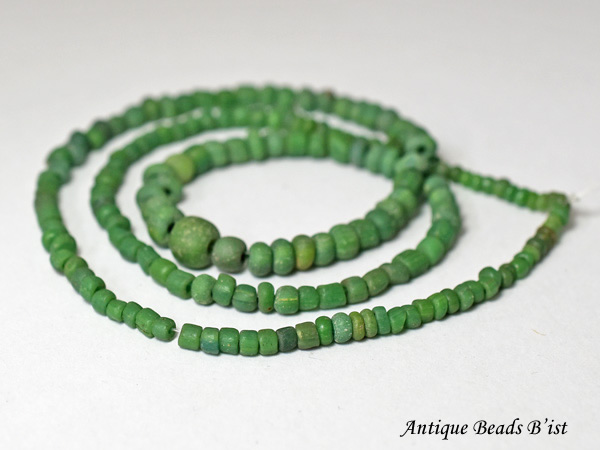東南アジア小粒ビーズ カテゴリ商品一覧｜アンティークビーズ、とんぼ