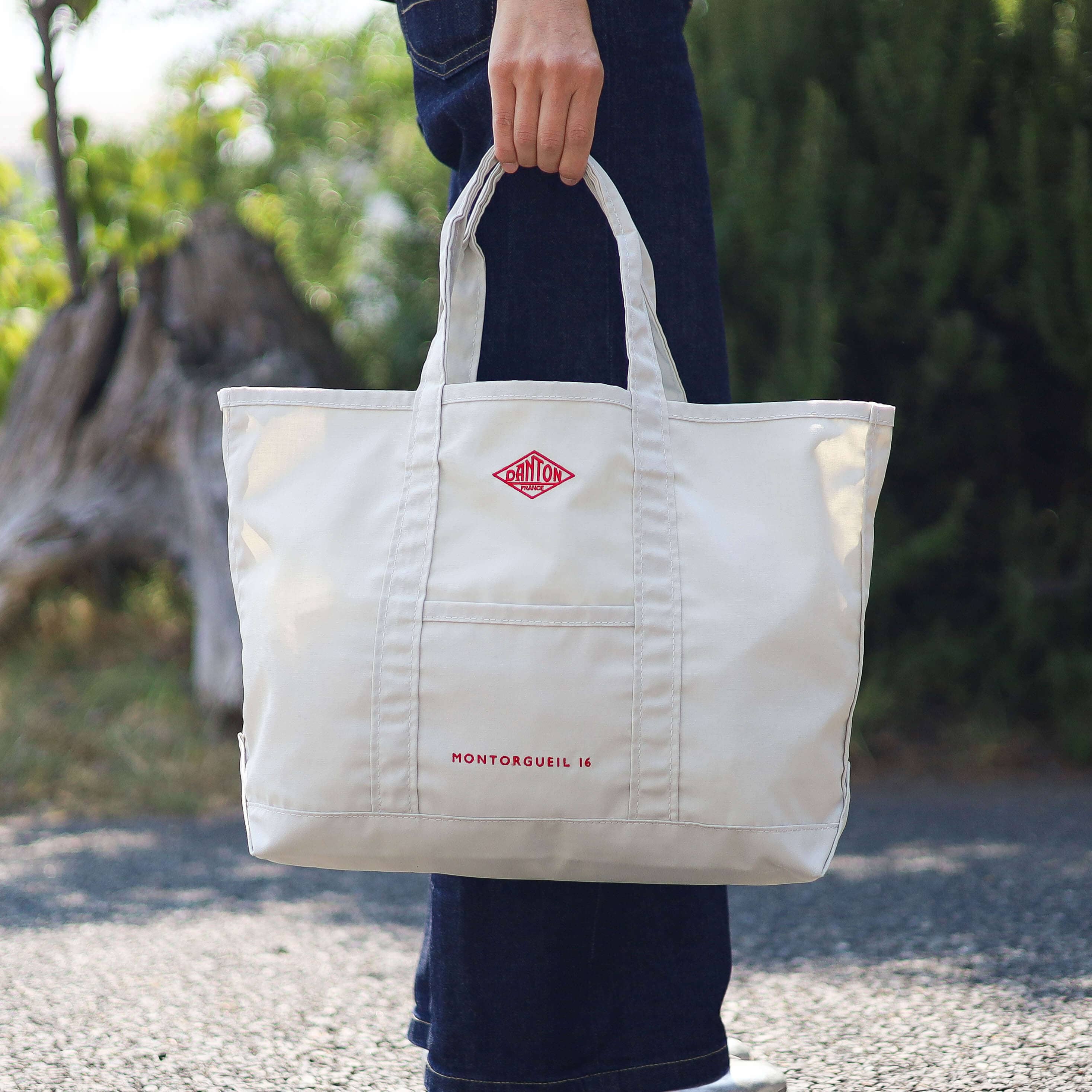 トートバッグ BORN FREE Online Shop