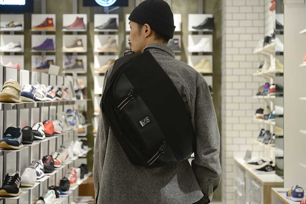 クローム ミニメトロ メッセンジャーバッグ スニーカー通販 | 大阪梅田