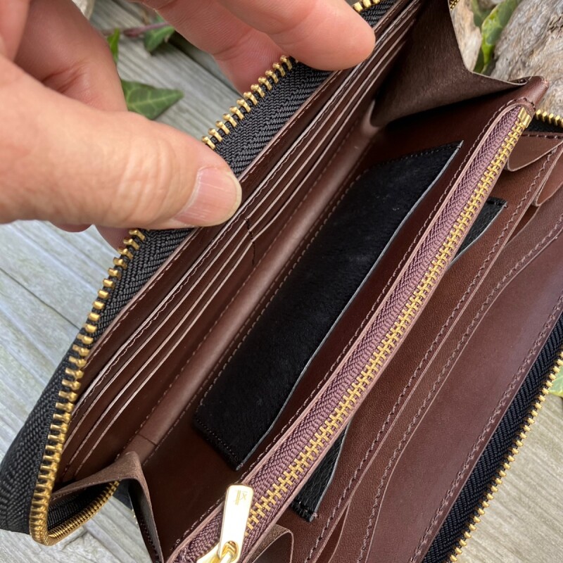 BELL'S SQUARE（ベルズスクエア） …【ツキノワグマレザー】ラウンド