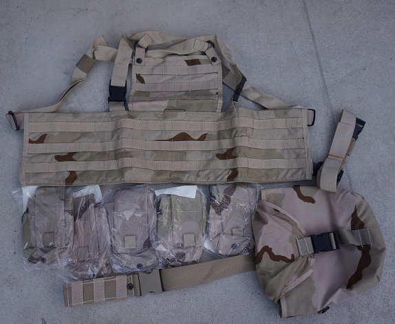 米軍放出FEDERAL COVERS & TEXTILES製RACKベスト ポーチ6個付きセット