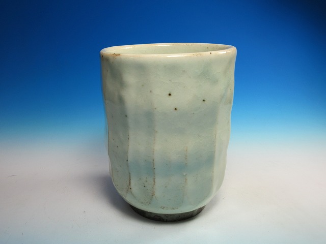 粉引湯呑｜作家名：武末 日臣｜文錦堂 | 文錦堂