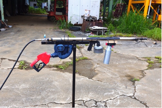 ファークライ6』みたいに火炎放射器って作ってもいいの？専門家に訊