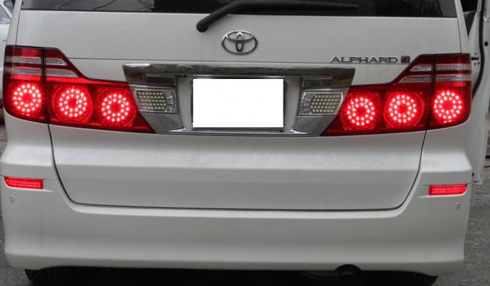 10系後期アルファード フルLEDテール加工カスタム【加工例