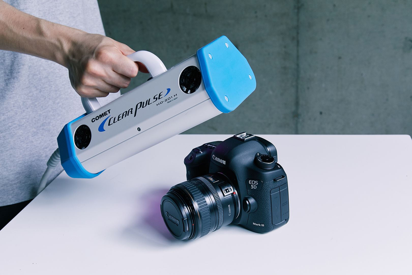 クリアパルス(紫外線ストロボ照射装置)で滅菌しましょう - COVID-19