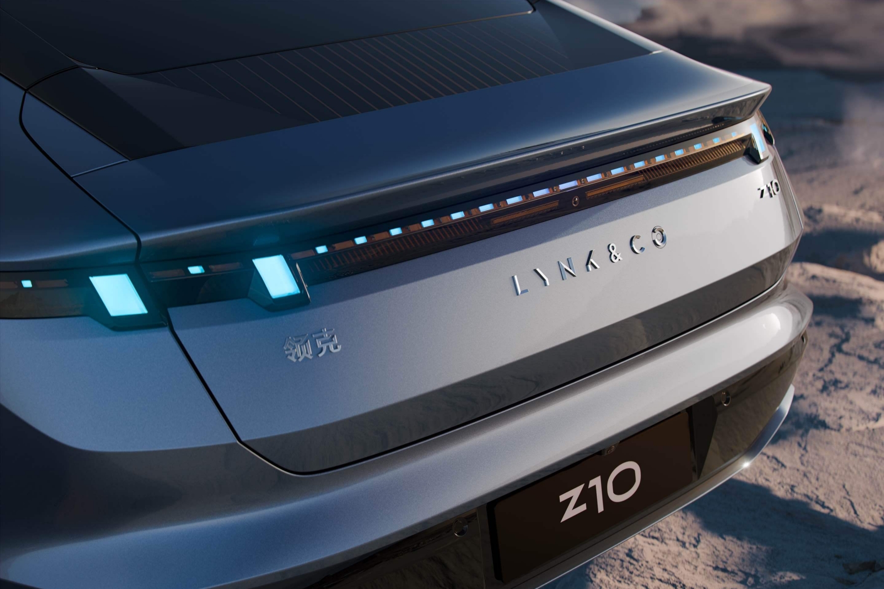 Lynk & Co kicks off pre-sales for electric sedan in China