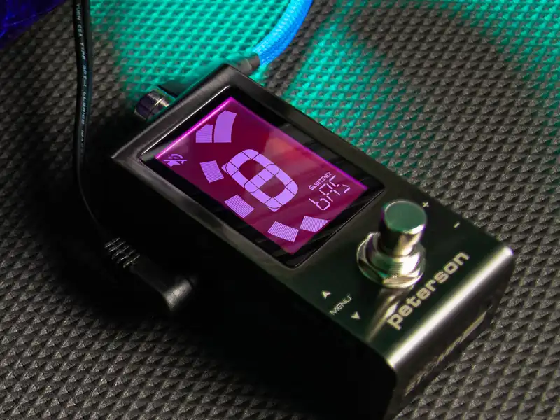 ストロボ・チューナー・ペダル Strobo Stomp Mini peterson