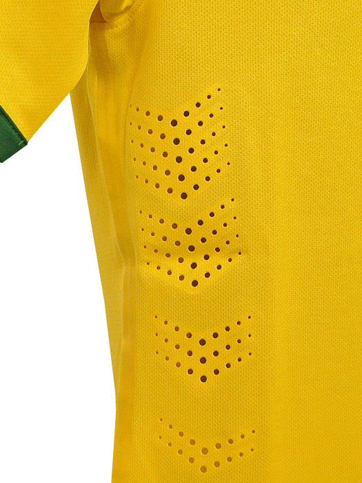 ナイキ) NIKE/14/15ブラジル代表/オーセンティック/ホーム/半袖/575276