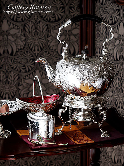 Welcome to ギャラリー虎徹 WEB