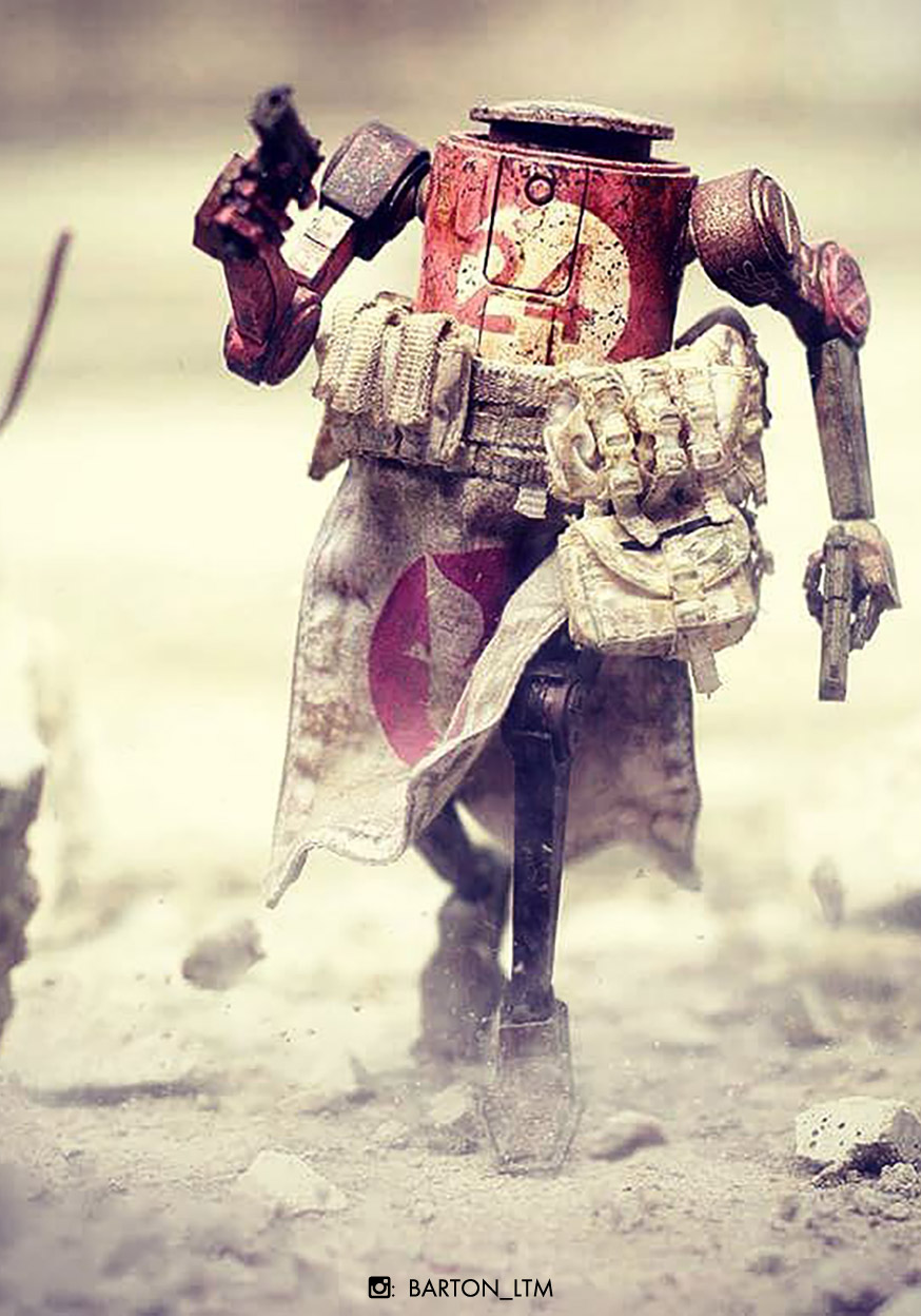 Dropcloth Peaceday WWRp by Ashley Wood (one twelve) toy release