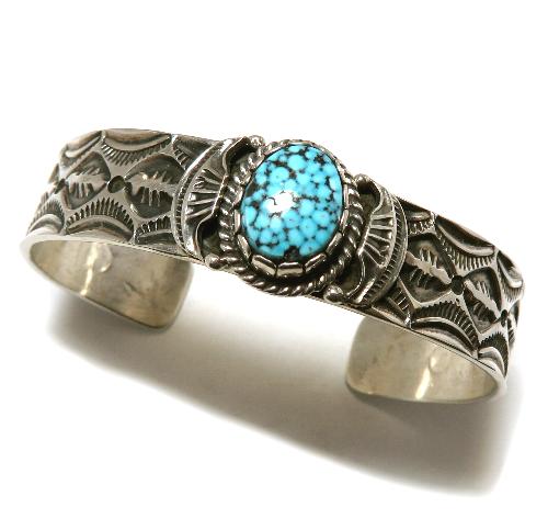 インディアンジュエリー バングル ナバホ族製作のブレスレット