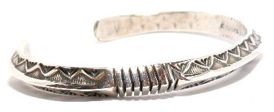 インディアンジュエリー シルバーブレスレット・バングル