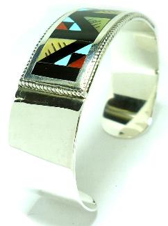 インディアンジュエリー ズニ族のブレスレット・バングル