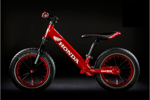 ストライダーのカスタム講座｜初心者でも簡単にできるスピードアップ