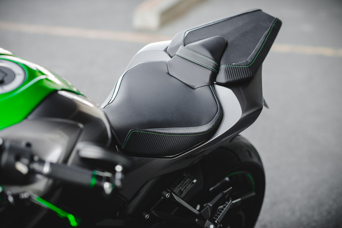 シートまわりの改良で乗り心地と操作性を向上 by ルイモト | 製品紹介