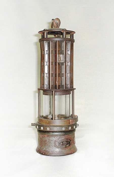 理工電子資料館:炭鉱用安全燈