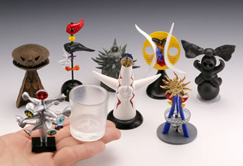 生誕100年岡本太郎展公式カプセルフィギュア 岡本太郎アートピース