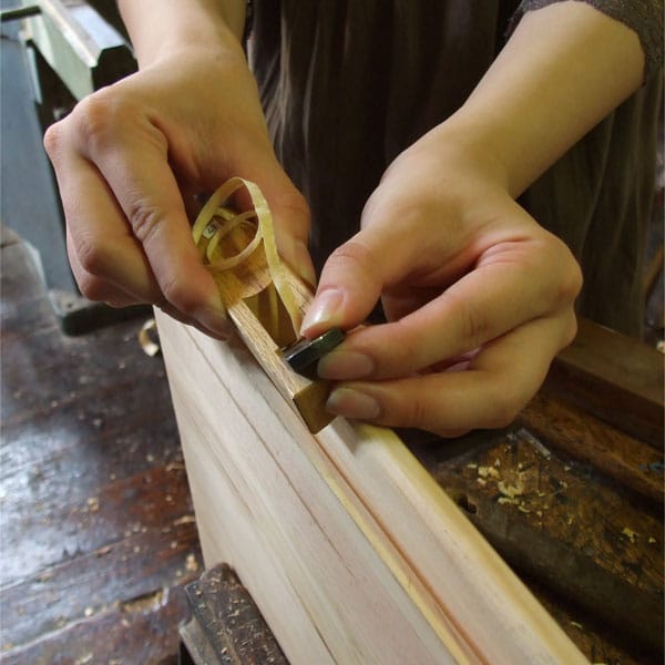 内丸鉋 裏金付き 60mm 包春 | 鉋や寸八