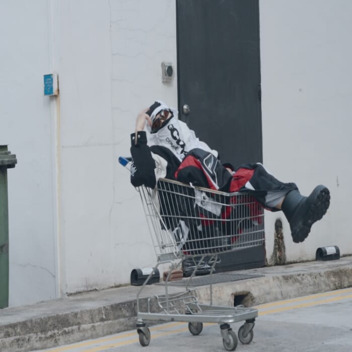 銭湯で音楽を。クリエイティブドラッグストアとマーロが組んだDJ