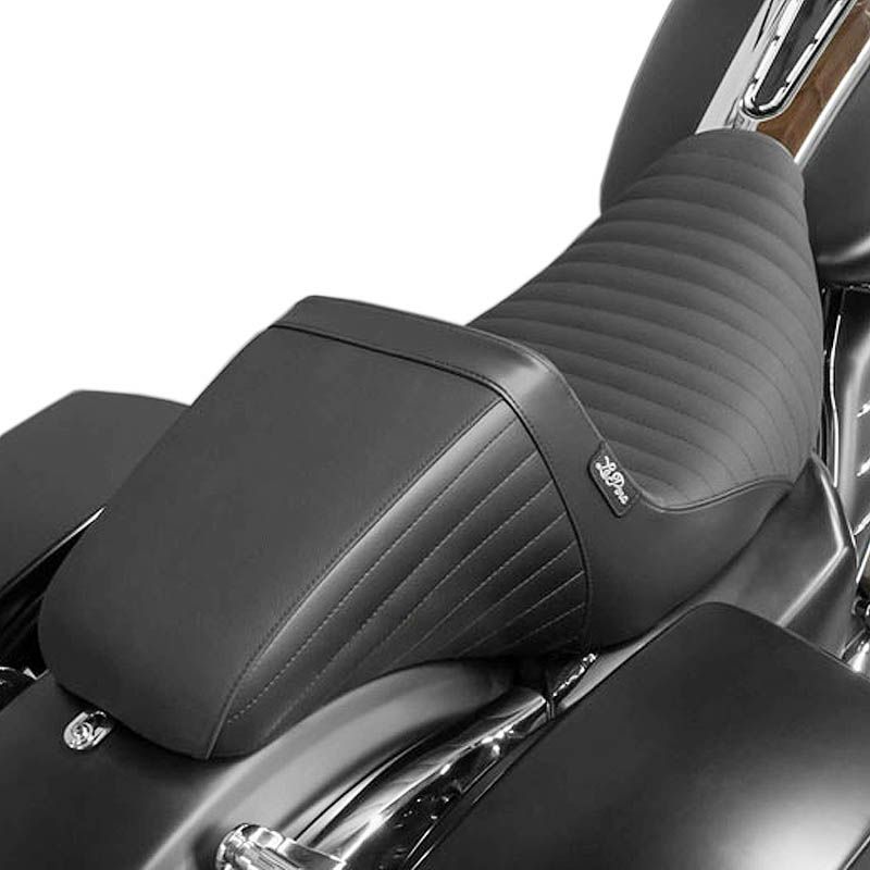 業界のトップを長年走り続けるハーレーシートメーカーLe Peraより