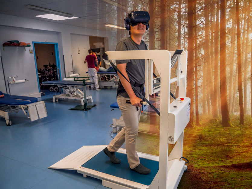 Healthlink Holdings Limited :: Cardiovascular Training - Treadmill