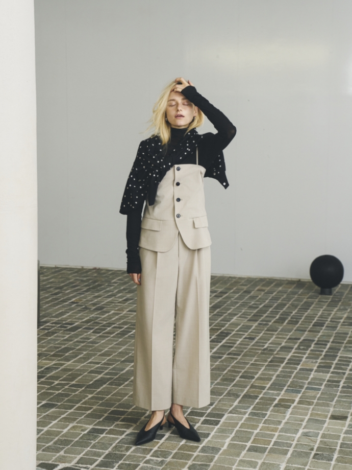 新しい季節へ、新しいムードを纏って NEW MOOD LOOK 5 Vol.1 HÉLIOPÔLE