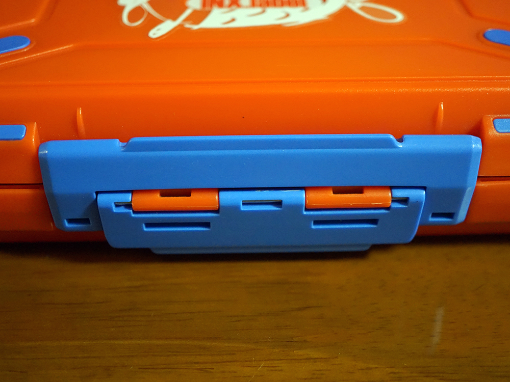 ランガンプラグコンテナー - INX.label