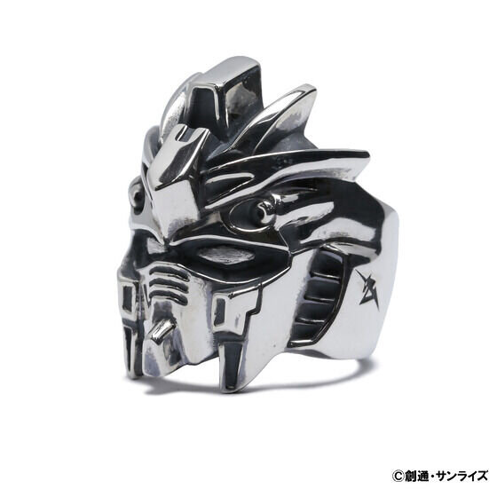 逆襲のシャア」νガンダムとサザビーのフェイス部分が指輪に
