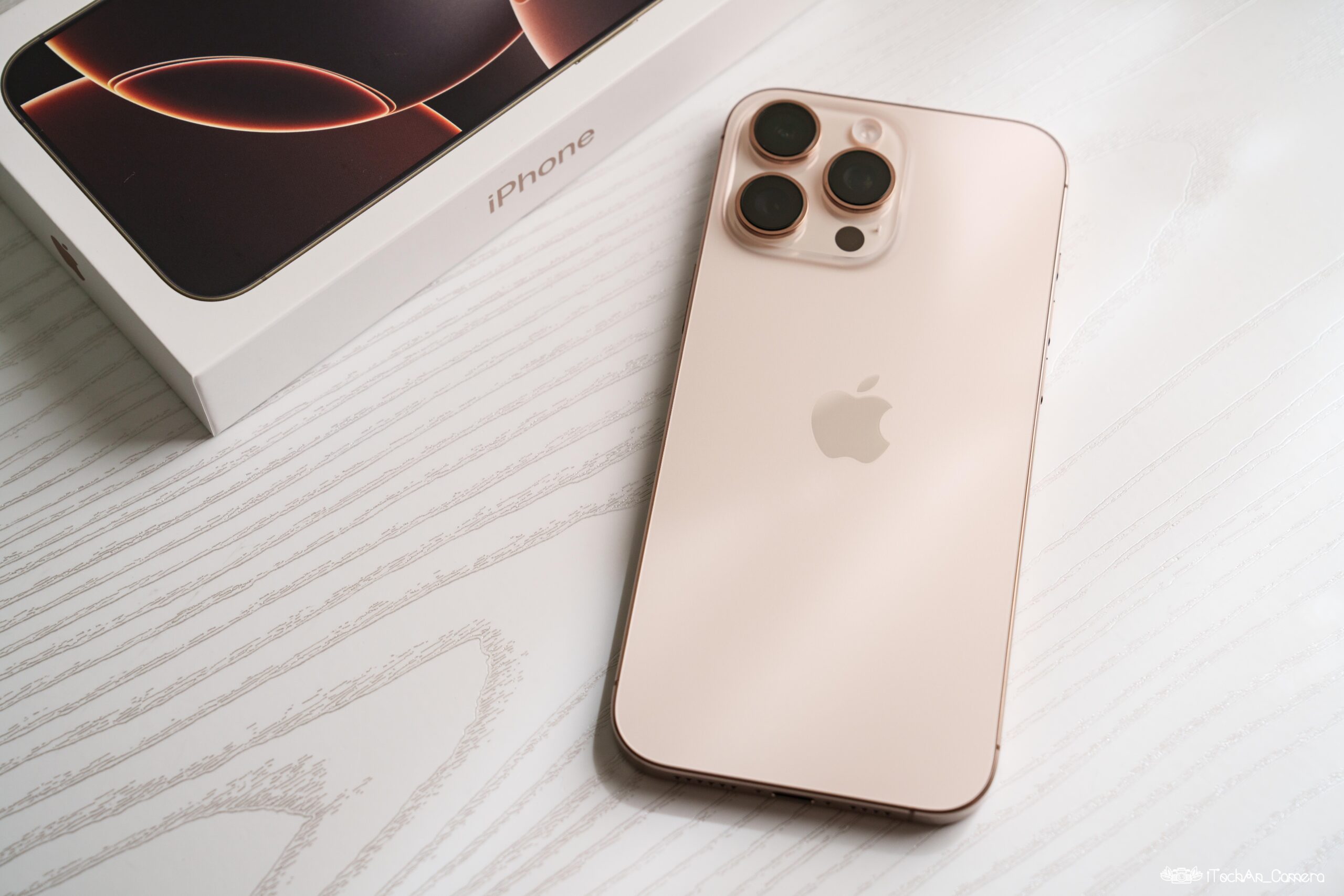 新型 iPhone16 Pro Max デザートチタニウム 開封レビュー！−iPhone15