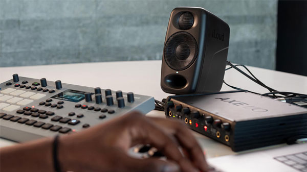 箱潰れ新品】IK Multimedia/モニタースピーカー/iLoud Micro Monitor