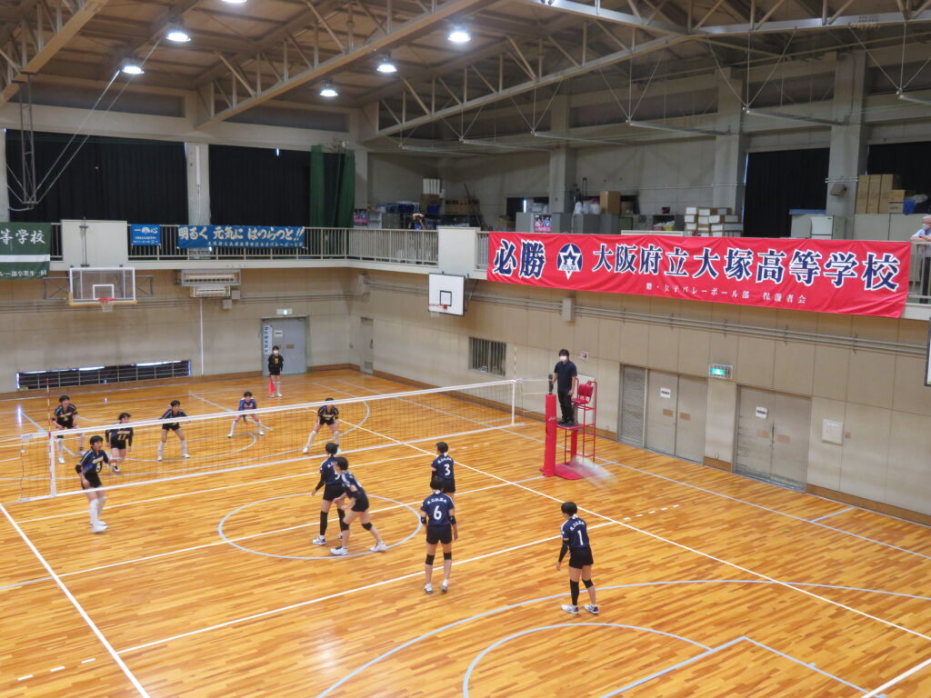 男・女バレーボール部全国高校総体2次予選 – 大阪府立大塚高等学校