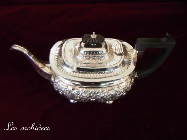 英国アンティーク スターリングシルバー 純銀 ティーポット CB&S