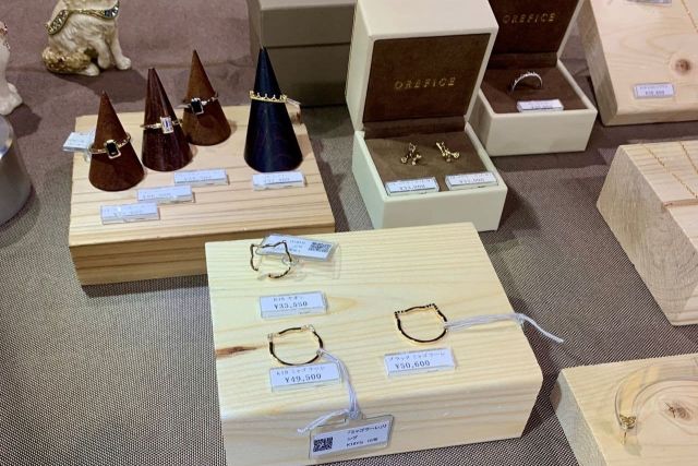 K18/Pt「テネル フルエタニティ」リング ー プラチナ