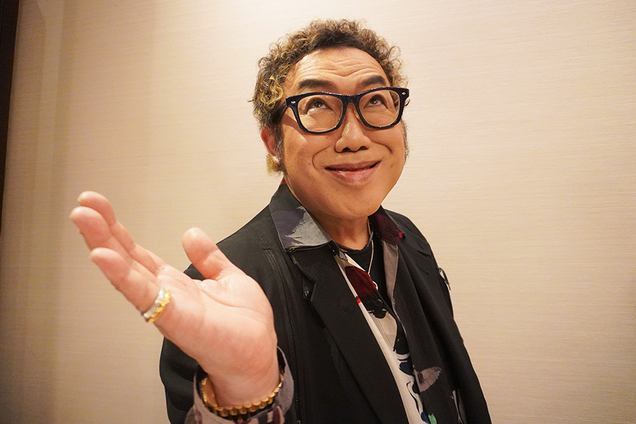 1000種以上のモノマネを操るコロッケ、ヒントは普段の生活に