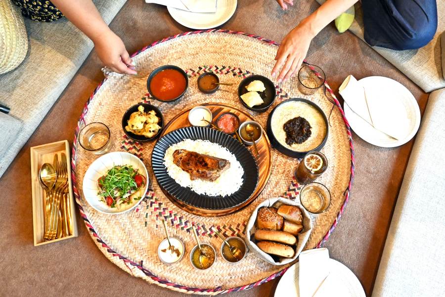 万博最難関？サウジレストランで、未知のおいしさを体験「実は賄いが