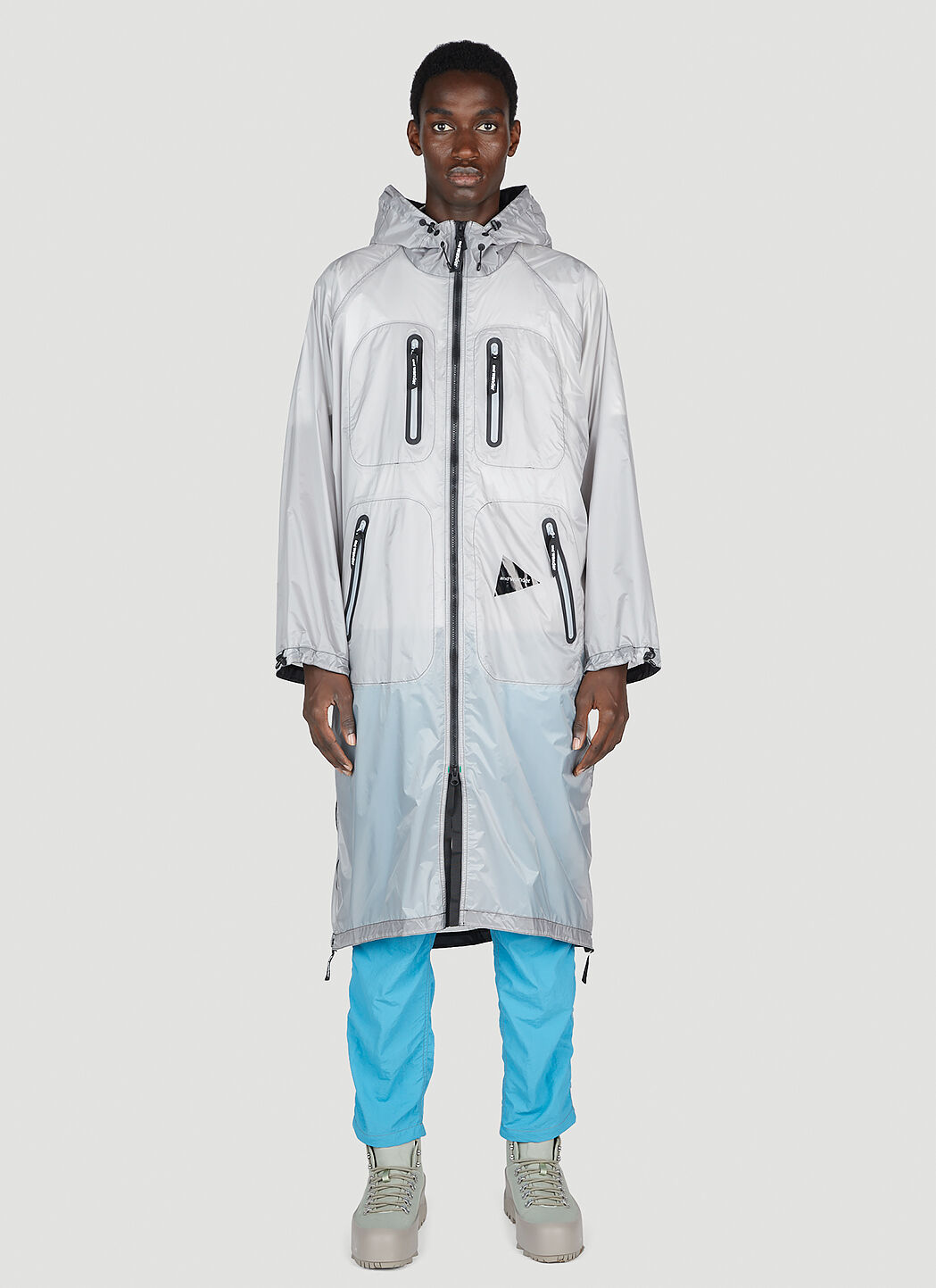And Wander Men's' Fly Rain Coat in Light Grey | LN-CC®