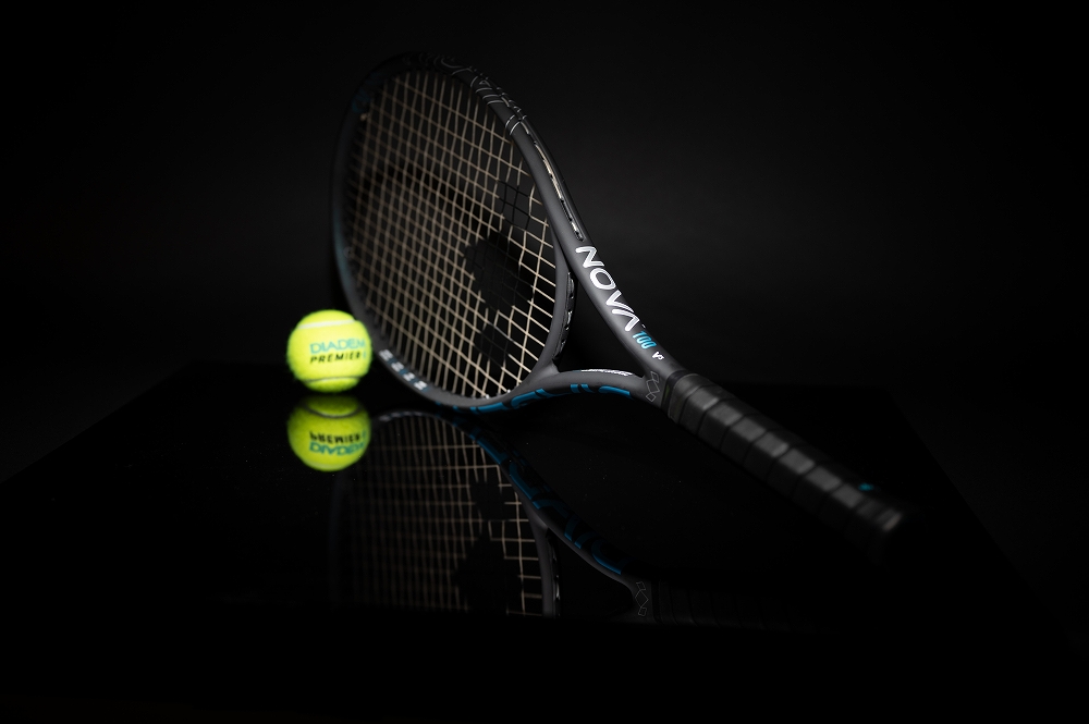 DIADEM（ダイアデム）テニスラケット NOVA V3 100（ノヴァ V3 100