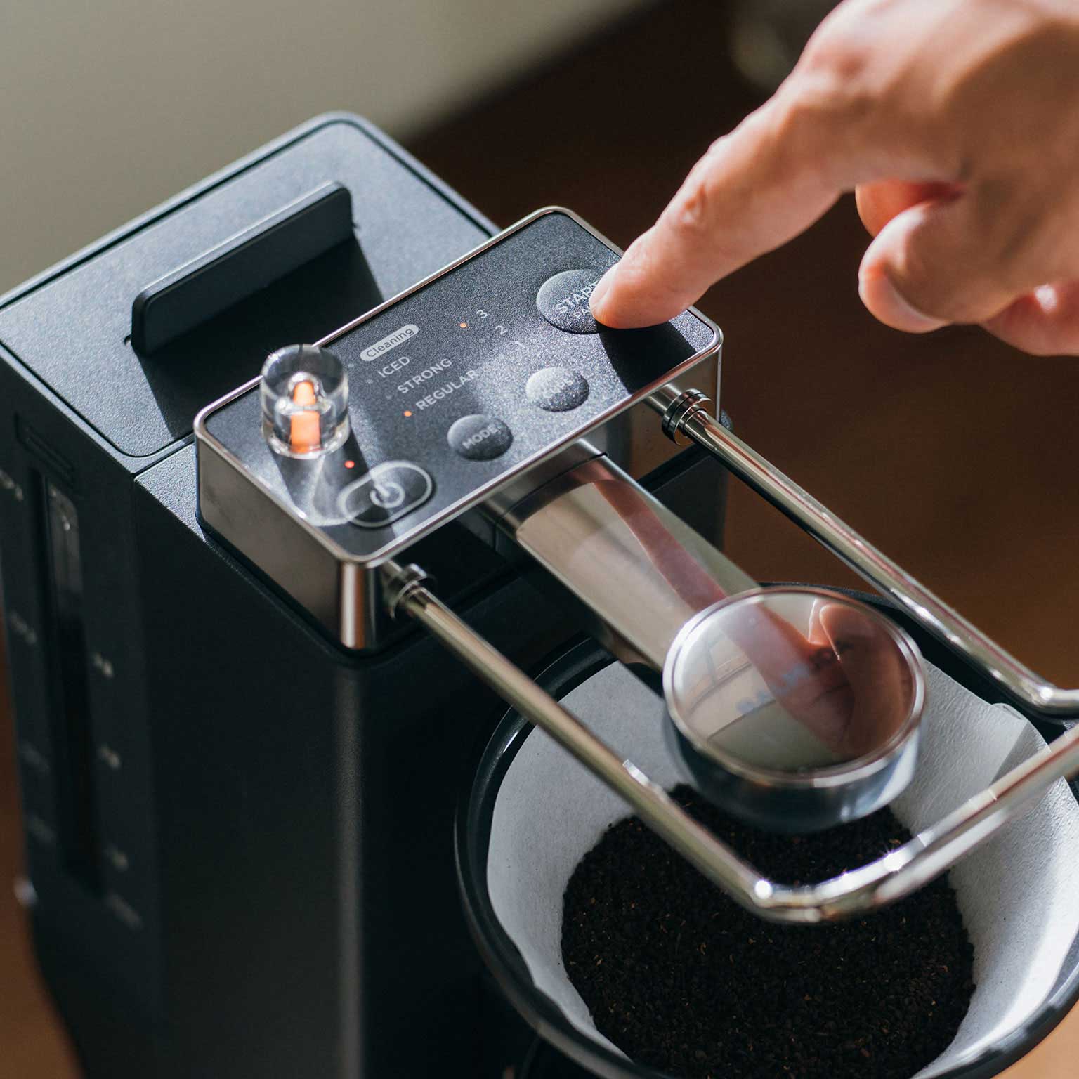 BALMUDA（バルミューダ）The Brew | LIVING MOTIF｜家具・インテリア