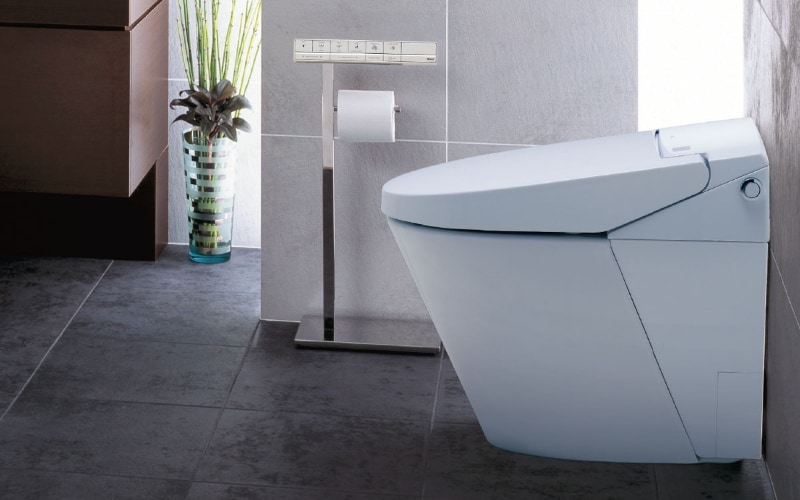 進化するリモコンデザインが上質なトイレ空間へと変えていく | LIXIL