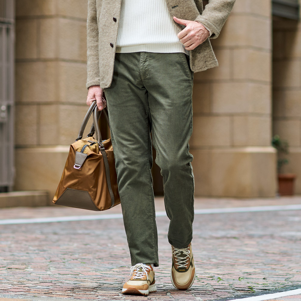 ハトリック ガーメントダイコーデュロイパンツ | ライトアップ