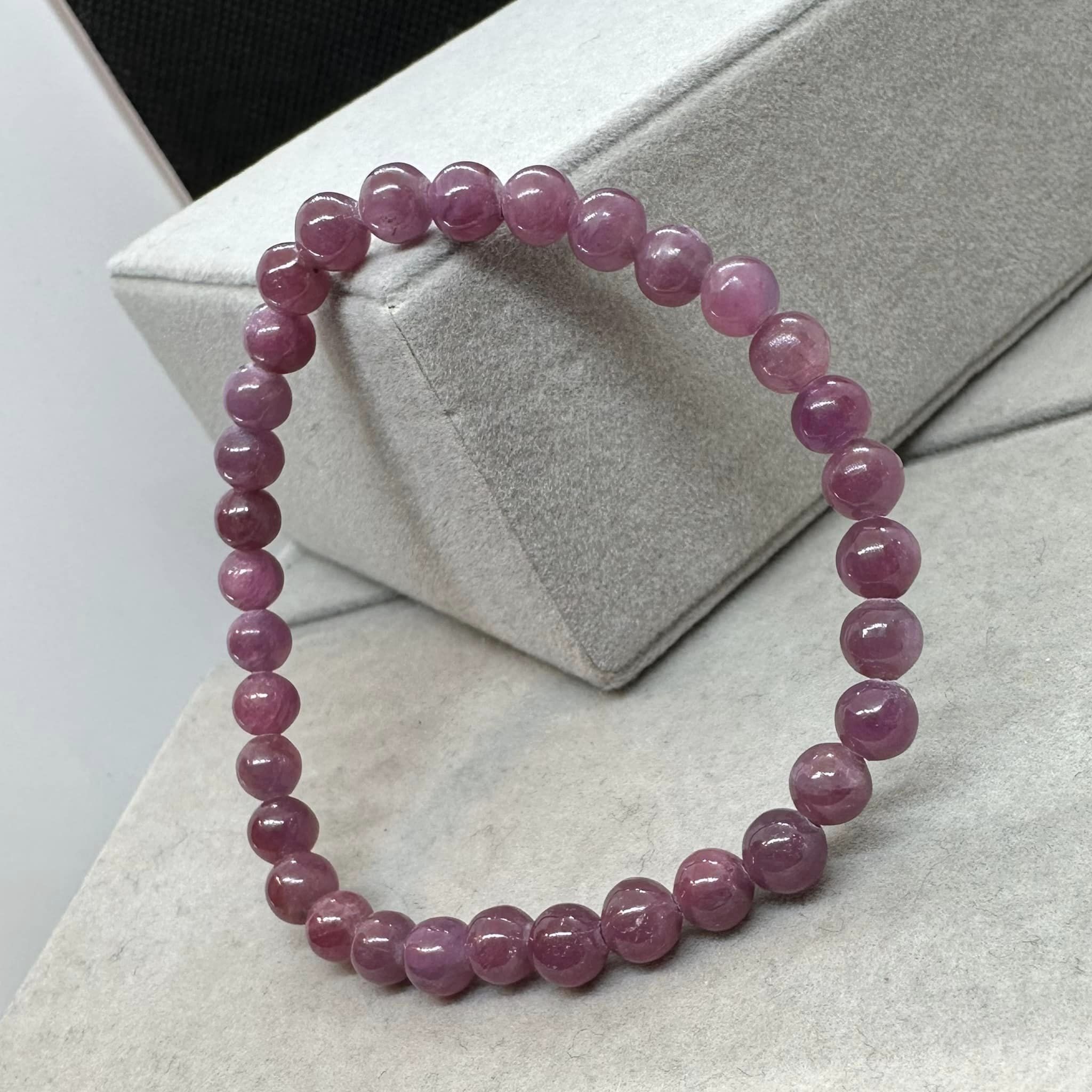 ルビー ミャンマー産 天然物 高品質美品 希少 非加熱ルビー ブレス