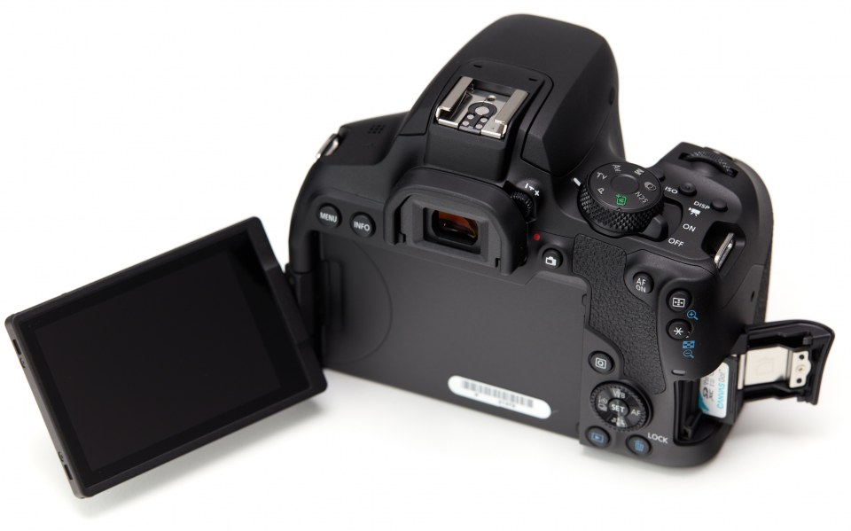 おすすめのメモリーカード： キヤノン EOS Kiss X10i | メモリーカード先生