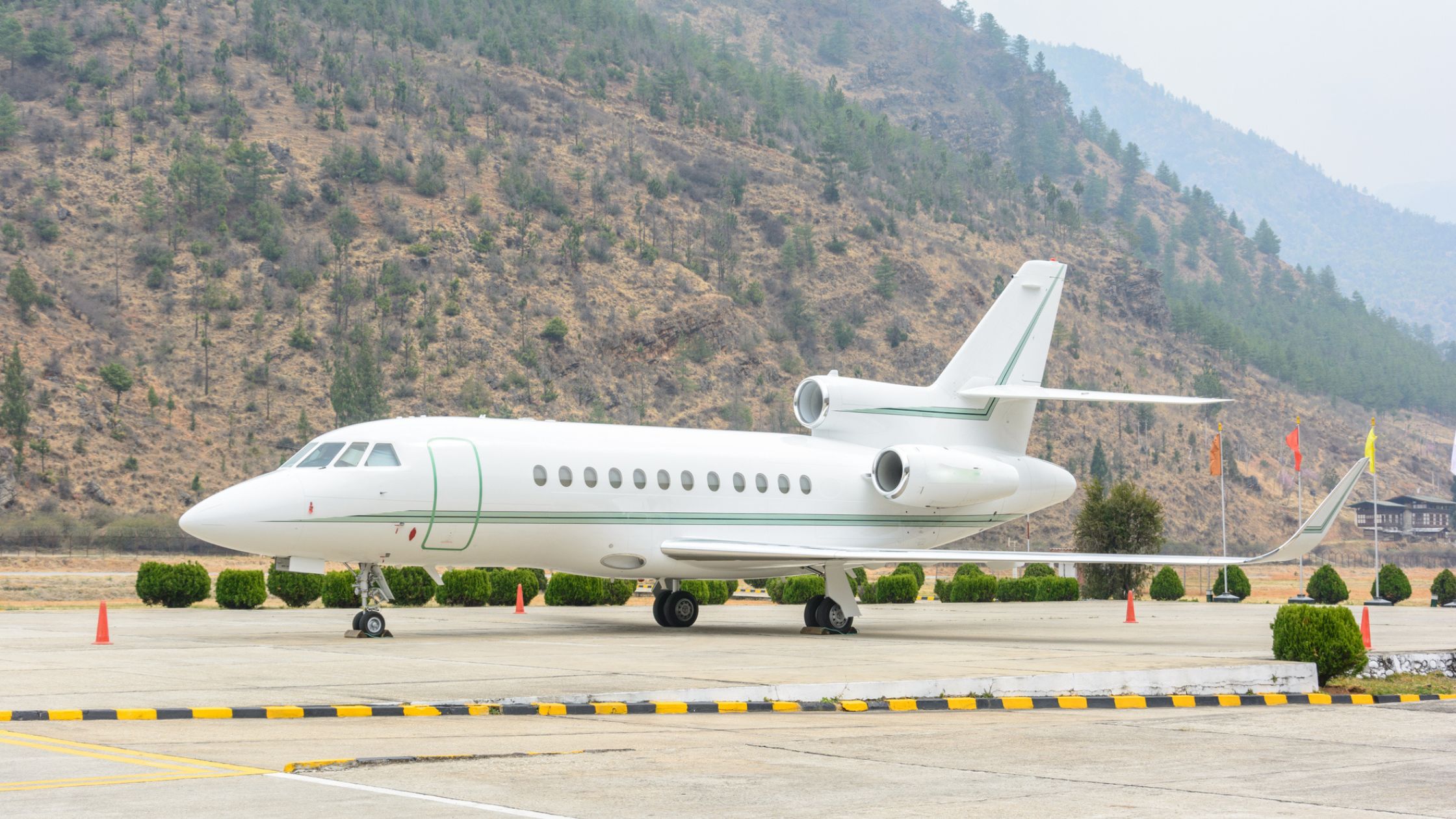 Challenger 604 Charter | Aircraft Rental | Mercury Jets