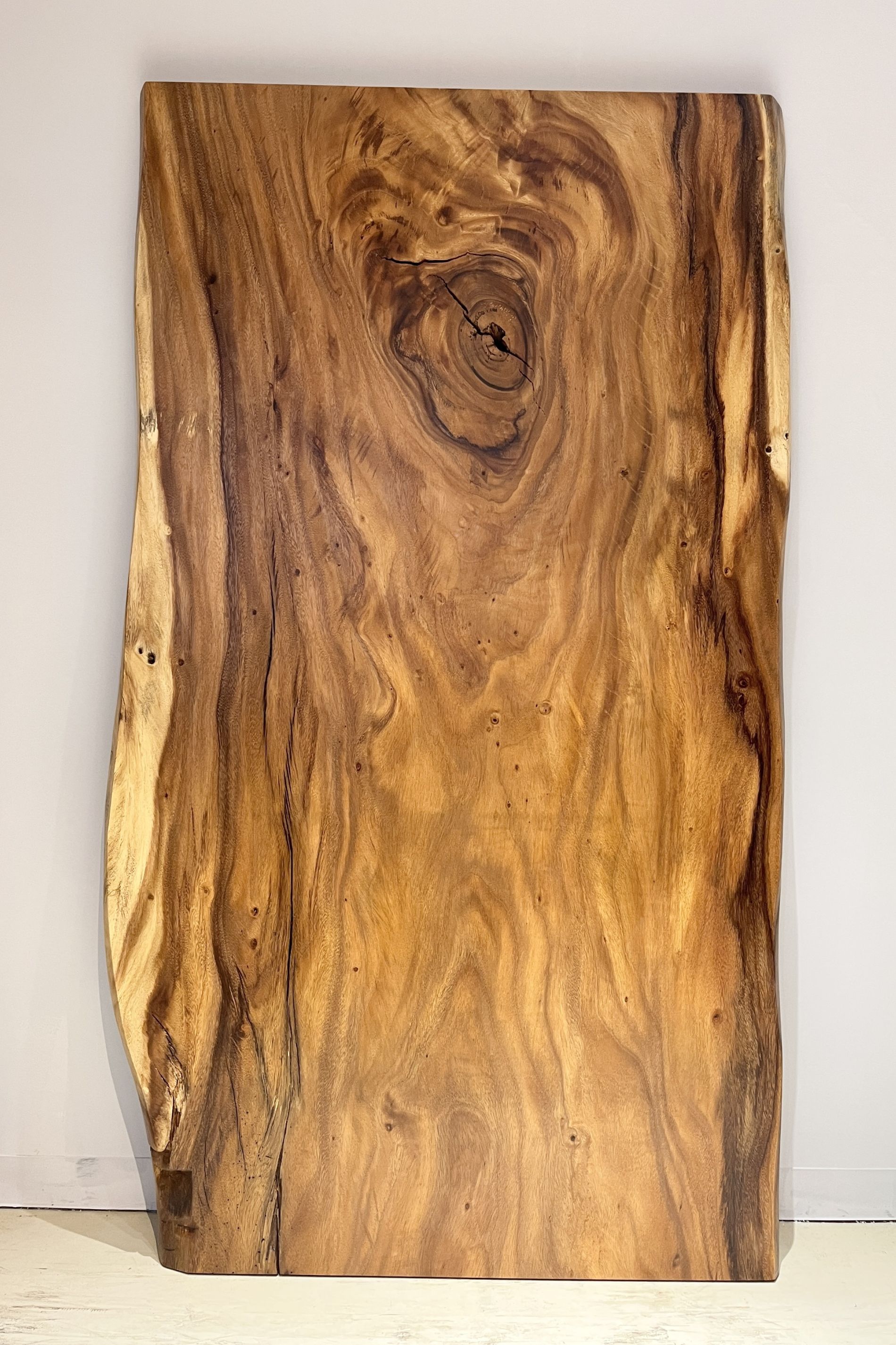 天然木 東京 新宿 東五軒町店展示 欅（けやき・ケヤキ）材 一枚板