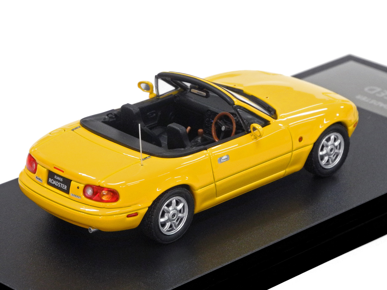EUNOS ROADSTRE J LIMITED（1991）モデルカー1/43