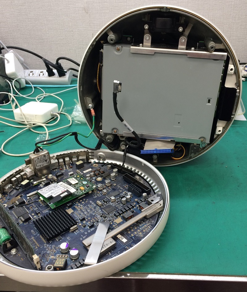 iMac G4 Flat Panel 15-inch DVDが動作しない 修理