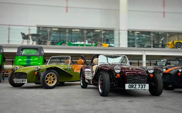 ケータハム、新スーパーセブン600＆2000の販売開始 | NEXT