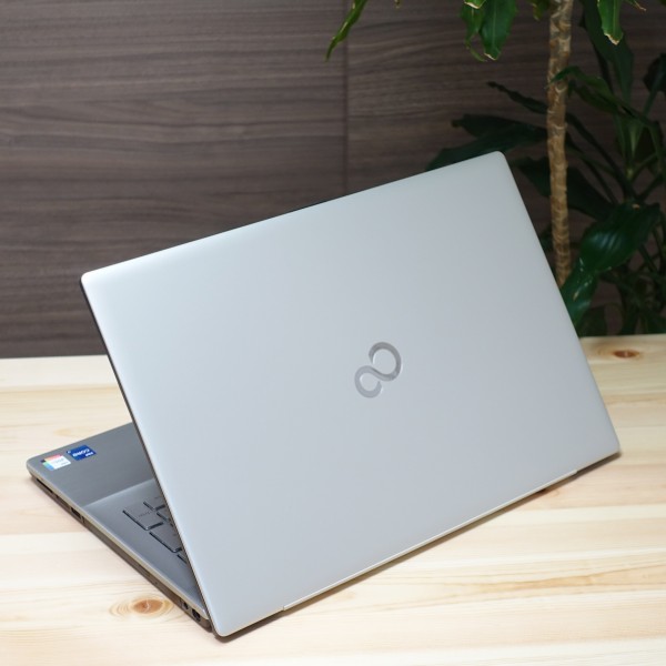 富士通LIFEBOOK WN1/H1実機レビュー/富士通FMVパソコン比較購入ガイド