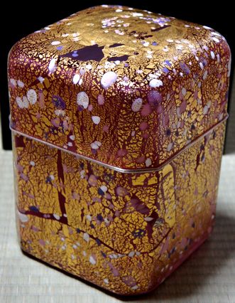 藤田喬平 ガラス作品の高価買取・無料査定いたします｜工芸ガラス買取