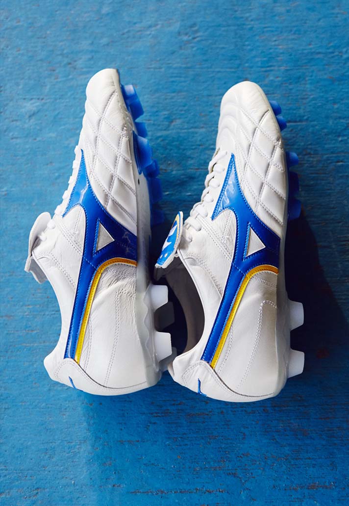 Mizuno Launch The Wave Cup Legend 